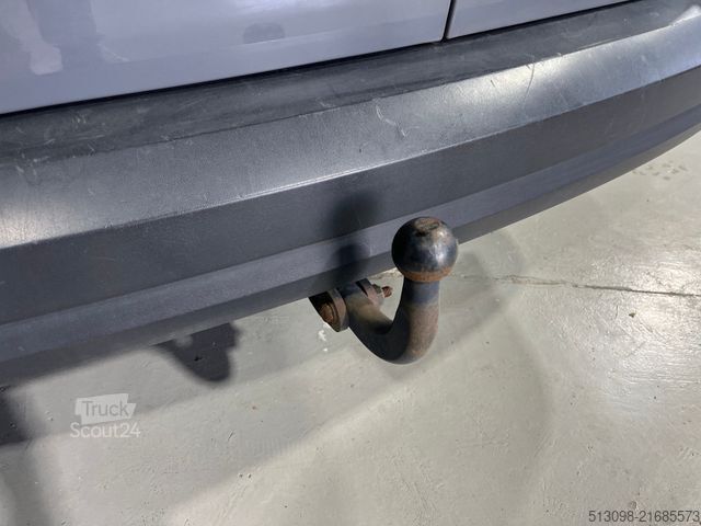 Minibús VW CADDY 2.0 TDI TEMPOMAT AHK NAVI EURO 6