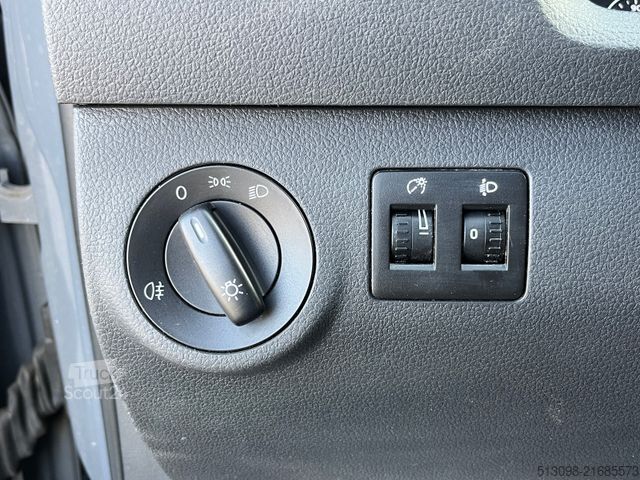 Minibús VW CADDY 2.0 TDI TEMPOMAT AHK NAVI EURO 6