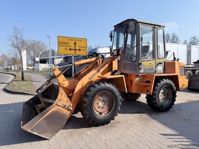 Chargeuse sur pneus ZETTELMEYER ZL 602