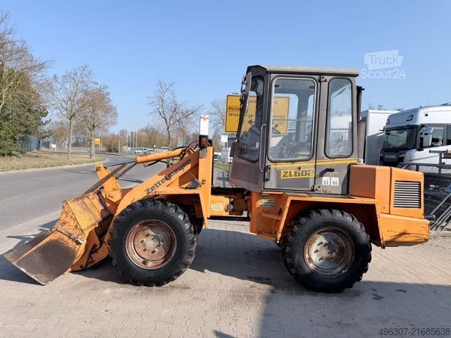Chargeuse sur pneus ZETTELMEYER ZL 602