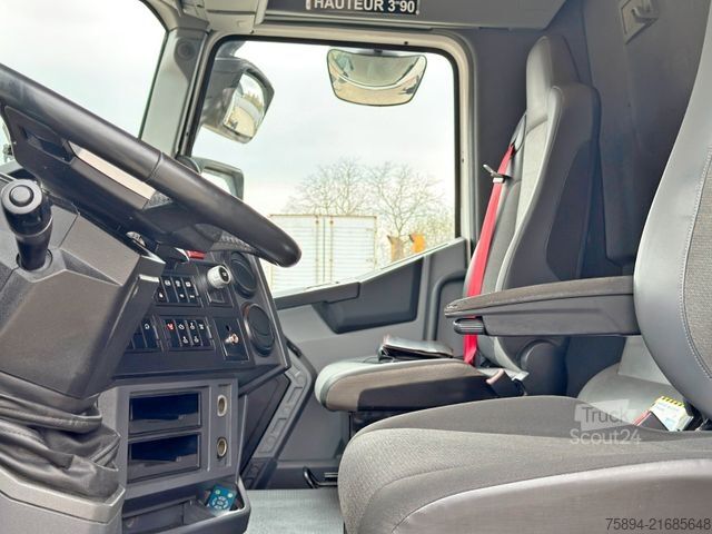 Gru montata su autocarro RENAULT T 380 * Abschleppwagen 7,50m* KRAN/FUNK * TOP