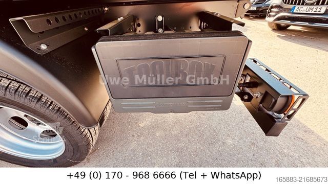 Furgón volquete FUSO Canter 3 C 15 mit Kipper + Werkzeugschrank