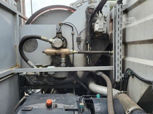Saugfahrzeug MAN TGA 18.360 4x2 EURO4 WUKO ASSMANN 6500 L