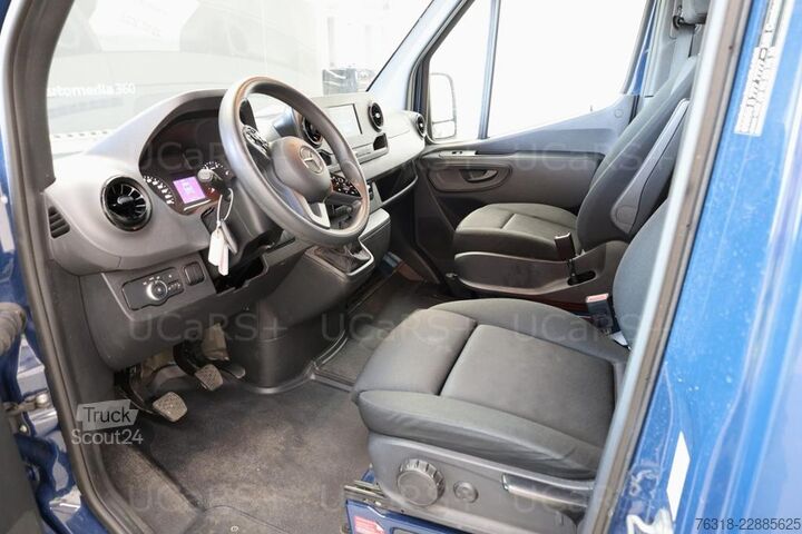 Transporter mit Pritsche & Plane Mercedes-Benz Sprinter 215CDI Pritsche Plane DOKA kurz MBUX