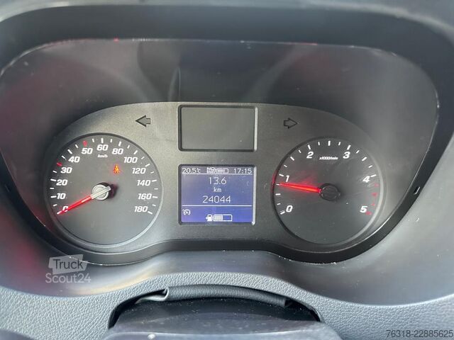 Kombiniran vozilo s ponjavo Mercedes-Benz Sprinter 215CDI Pritsche Plane DOKA kurz MBUX