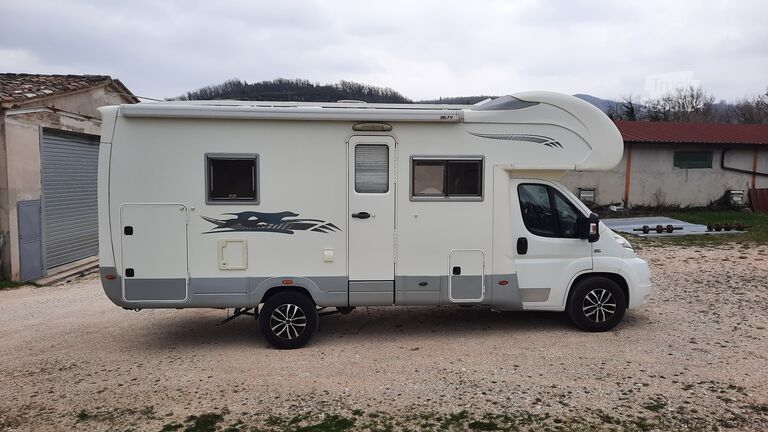 Kamper z alkową Laika Ecovip 1 Classic