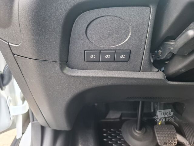 Ван с висока покривка IVECO 35-160A8 V/P , AHK, Luft, Klima,