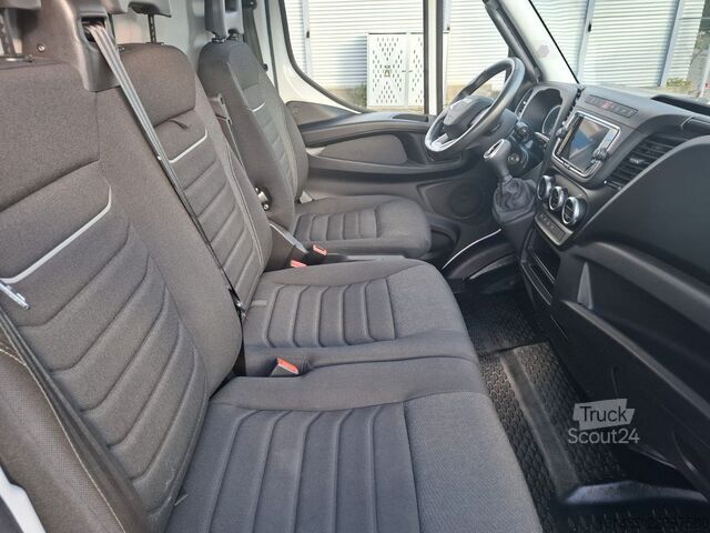 Ван с висока покривка IVECO 35-160A8 V/P , AHK, Luft, Klima,