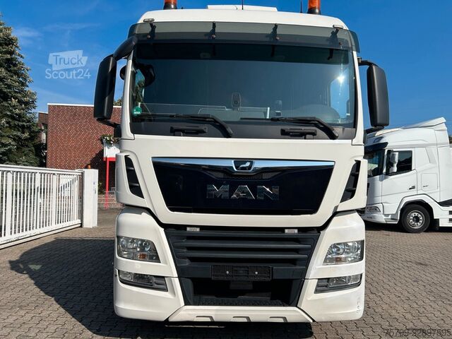 Auto-dizalica montirana na kamionu MAN 26.500 TGX HMF 4020 6x Hydrl.+4 JIB Bj 2021 Kran