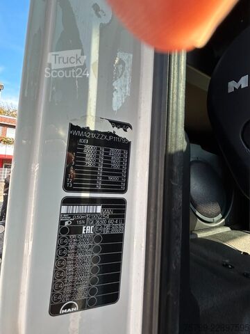 Auto-dizalica montirana na kamionu MAN 26.500 TGX HMF 4020 6x Hydrl.+4 JIB Bj 2021 Kran