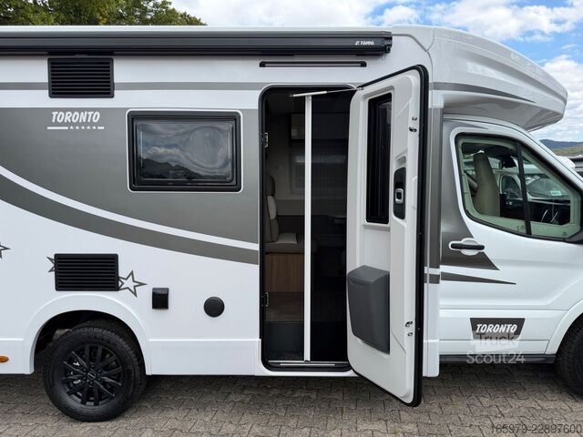Semi-integrated camper MILLER Toronto - Ford