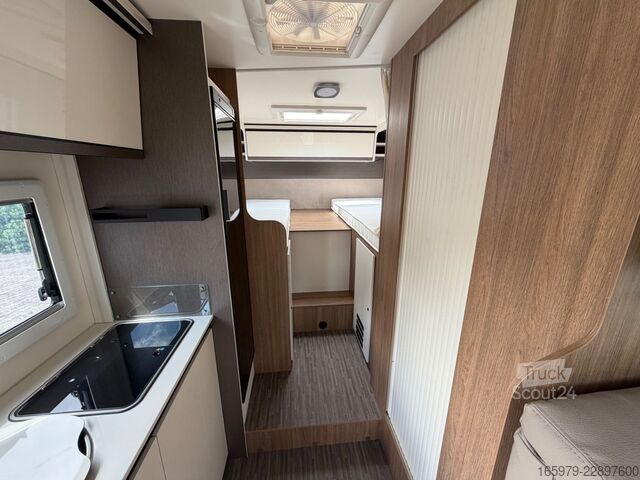 Semi-integrated camper MILLER Toronto - Ford