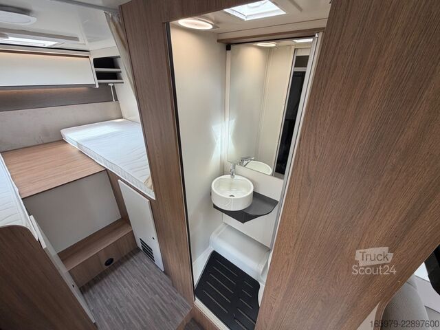 Semi-integrated camper MILLER Toronto - Ford