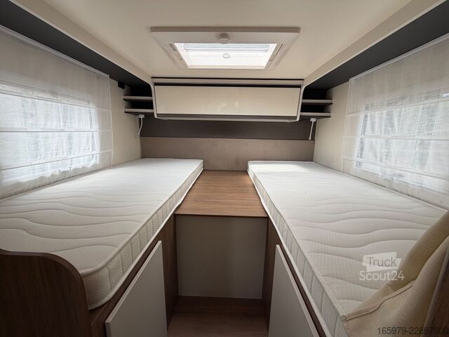 Semi-integrated camper MILLER Toronto - Ford