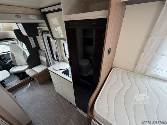 Semi-integrated camper MILLER Toronto - Ford