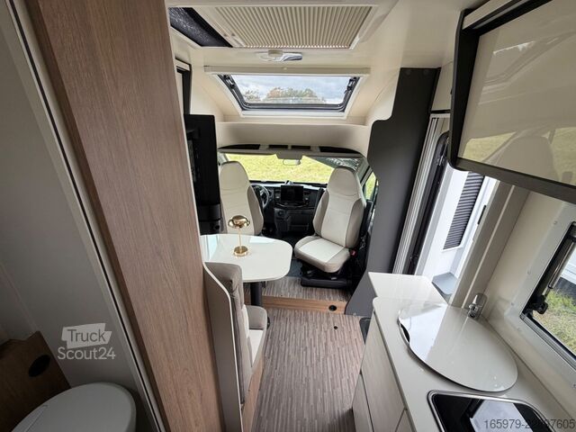 Semi-integrated camper MILLER Alaska