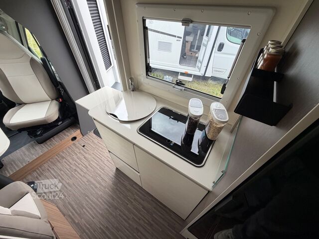 Semi-integrated camper MILLER Alaska