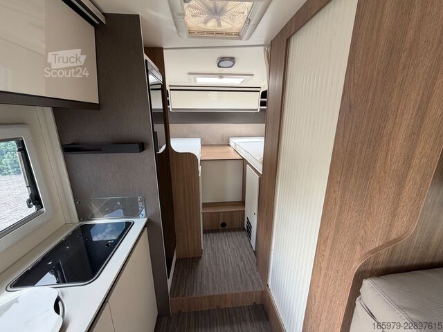 Semi-integrated camper MILLER Toronto - Ford