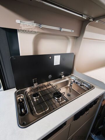 Campervan CARADO CV640 Pro+ Automat  140PS Markise ACC