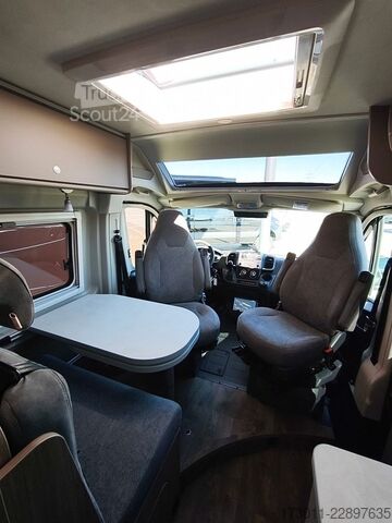 Campervan CARADO CV640 Pro+ Automat  140PS Markise ACC
