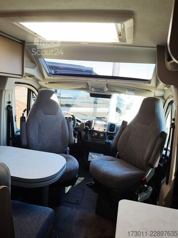 Campervan CARADO CV640 Pro+ Automat  140PS Markise ACC
