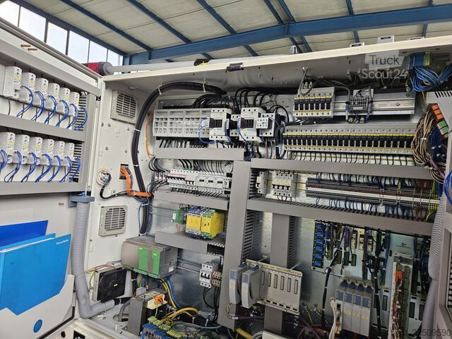 Heisterkamp Used Trucks B.V. Heisterkamp Used Trucks B.V. Heisterkamp Used Trucks B.V.