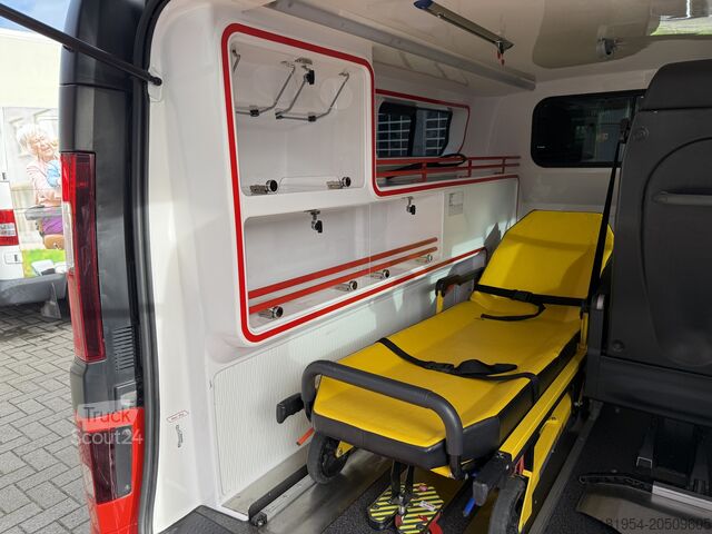 Ambulanse Renault trafic 1.6dci ambulance ziekenwagen