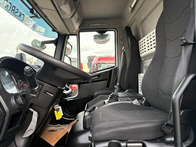 Maleta Iveco 120E 210 + LOADLIFT