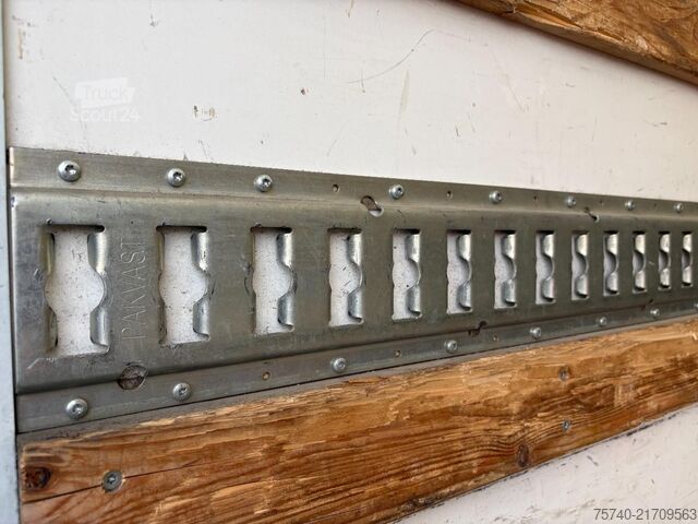 Maleta Iveco 120E 210 + LOADLIFT