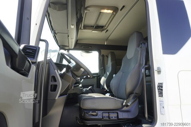 Sæt MAN TGL 8.190 4×2 / sleeper cab / 80 tho. km