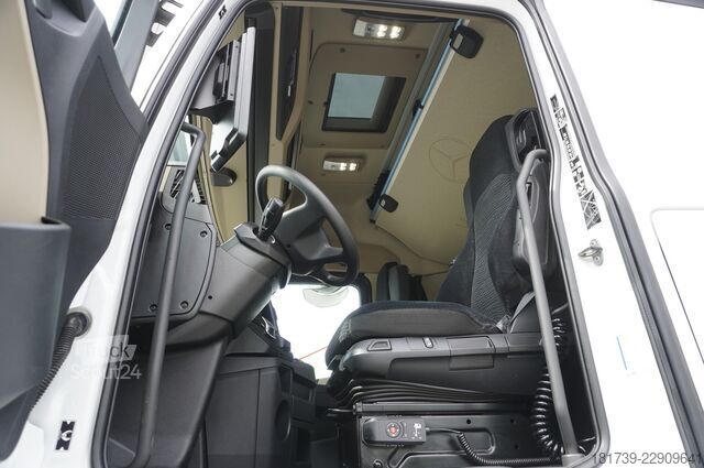 Platform med kran Mercedes-Benz Actros 2545 MP5 / 90 tho. km / Palfinger