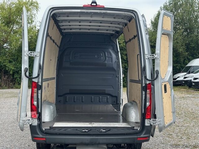Box van high + long Mercedes-Benz Sprinter 314 L2H2 Ladebordwand Bär Klima