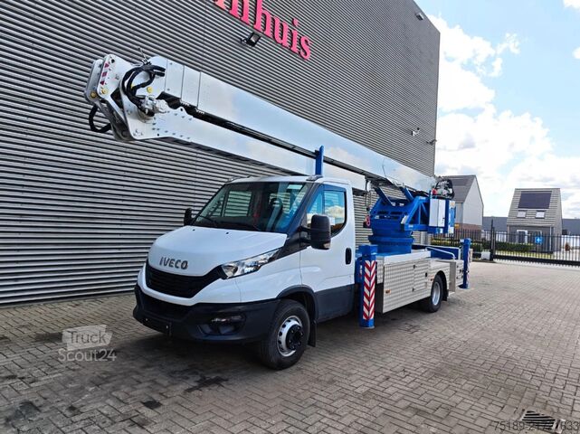 Camion-grue Klaas Amak 60 HA Iveco daily 65C16