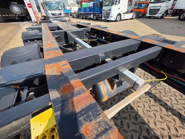 Návěs s výměnnou nástavbou KRONE SD | Teleskop | 11.035-12.640mm
