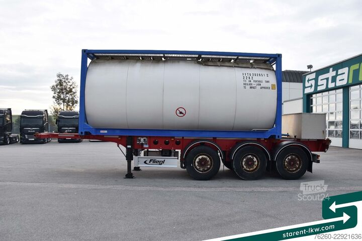 Vaihtolava-puoliperävaunu FLIEGL Containerchassis light + Singamas Tank SAF