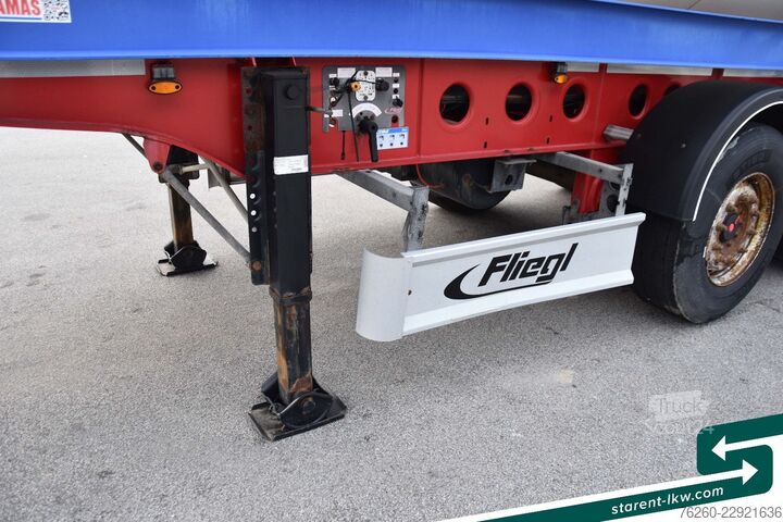 Vaihtolava-puoliperävaunu FLIEGL Containerchassis light + Singamas Tank SAF