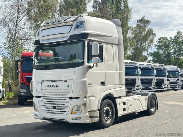 Vakio vetoauto DAF XF480FT SSC Schubbodenhydraulik Alcoa Retarder