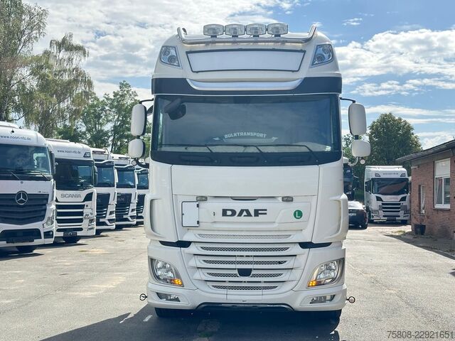 Vakio vetoauto DAF XF480FT SSC Schubbodenhydraulik Alcoa Retarder