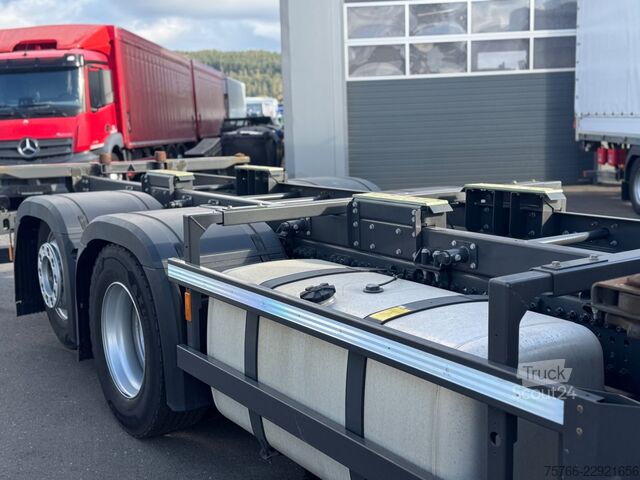 Wechselfahrgestell LKW MERCEDES-BENZ ACTROS 2553 L / ÖL-RETARDER / GIGA / STANDKLIMA