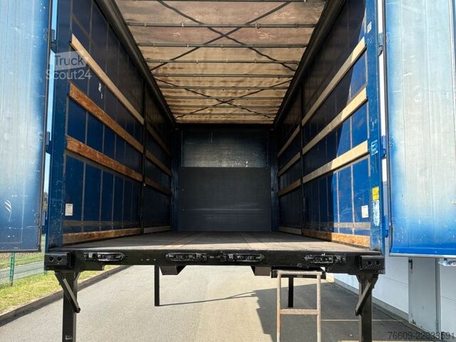 Remorcă cu caroserie interschimbabilă KÖGEL Heck Portaltüren