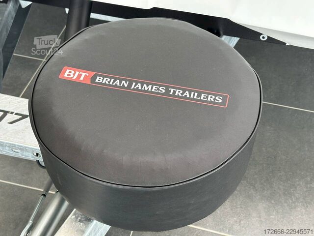 Automobilių gabenimo furgonas Brian James Trailers RACE TRANSPORTER 7 | 397-6023-35-3-10-W | TRIDEM | ZUSATZRAMPEN 600X235X199CM 3500KG GESCHLOSSENER AUTOTRAILER | WEISS