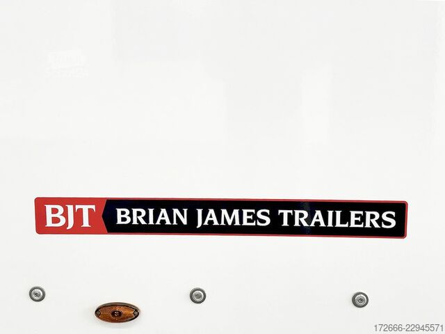 Automobilių gabenimo furgonas Brian James Trailers RACE TRANSPORTER 7 | 397-6023-35-3-10-W | TRIDEM | ZUSATZRAMPEN 600X235X199CM 3500KG GESCHLOSSENER AUTOTRAILER | WEISS