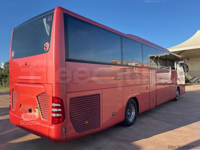 Autobus turystyczny Mercedes-Benz Tourismo