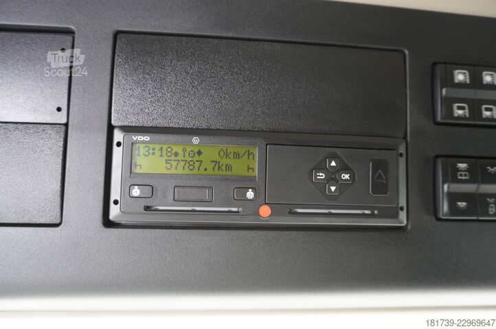 Autonosturi Mercedes-Benz Actros 2540 6×2 / 50 tho. km! / NEW body