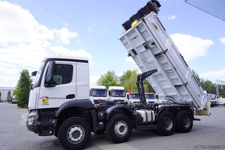 Kippikone Mercedes-Benz Arocs 3243 8x4 / 130 tho. km! / Meiller