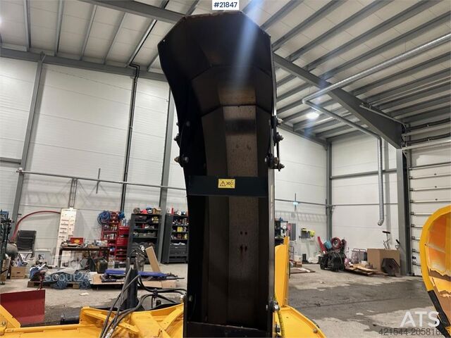 Freză de zăpadă Dalen cu oțel Hardox. Folosită foarte puțin. Dalen snow blower w/ Hardox steel. Slightly used.