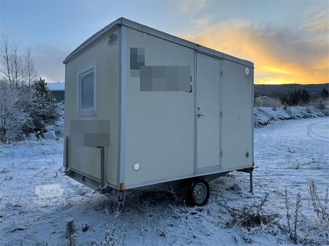 Arbejdsbarak med forbrændingstoilet Arbeidsbrakke m/ forbrenningstoalett