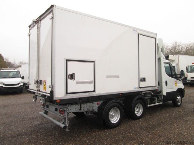 Jääkaappikorinen pakettiauto IVECO 35 C17 3.0*2x Maxi Cargo 4.03m*Klima*Euro5*