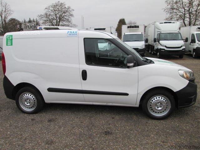 Fourgon isotherme frigorifique FIAT Doblo CNG *Carrier-Kühlwagen*Euro6*