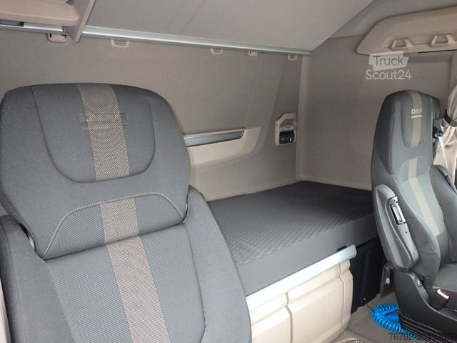 Tractor estándar DAF XG+ 530 Skylight/Intarder/Hydr./PTO/Alcoa/257tkm